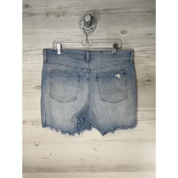GAP Shorts Womens 16 33 Light Wash High Rise Cheeky Midi Button Fly Distressed - Picture 7 of 11
